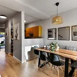 Apartament Phaedrus Living Modern Heights Luxury Townhouse